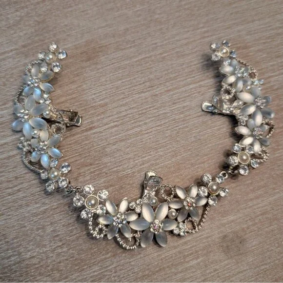 Bridal Wedding Tiara Headband W/ Floral  Rhinestones with 3 Hair Clips - Picture 4 of 8